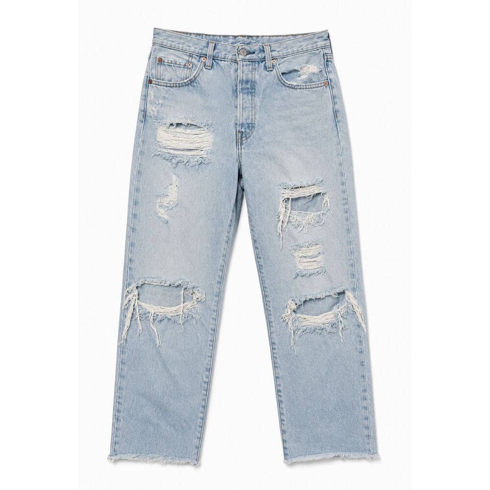 Levi’s 501 Distressed Jeans Womens 28x26 Light Wash Cropped Raw Hem Denim